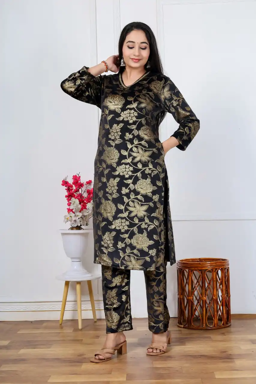 Golden Flower Kurta - Image 4