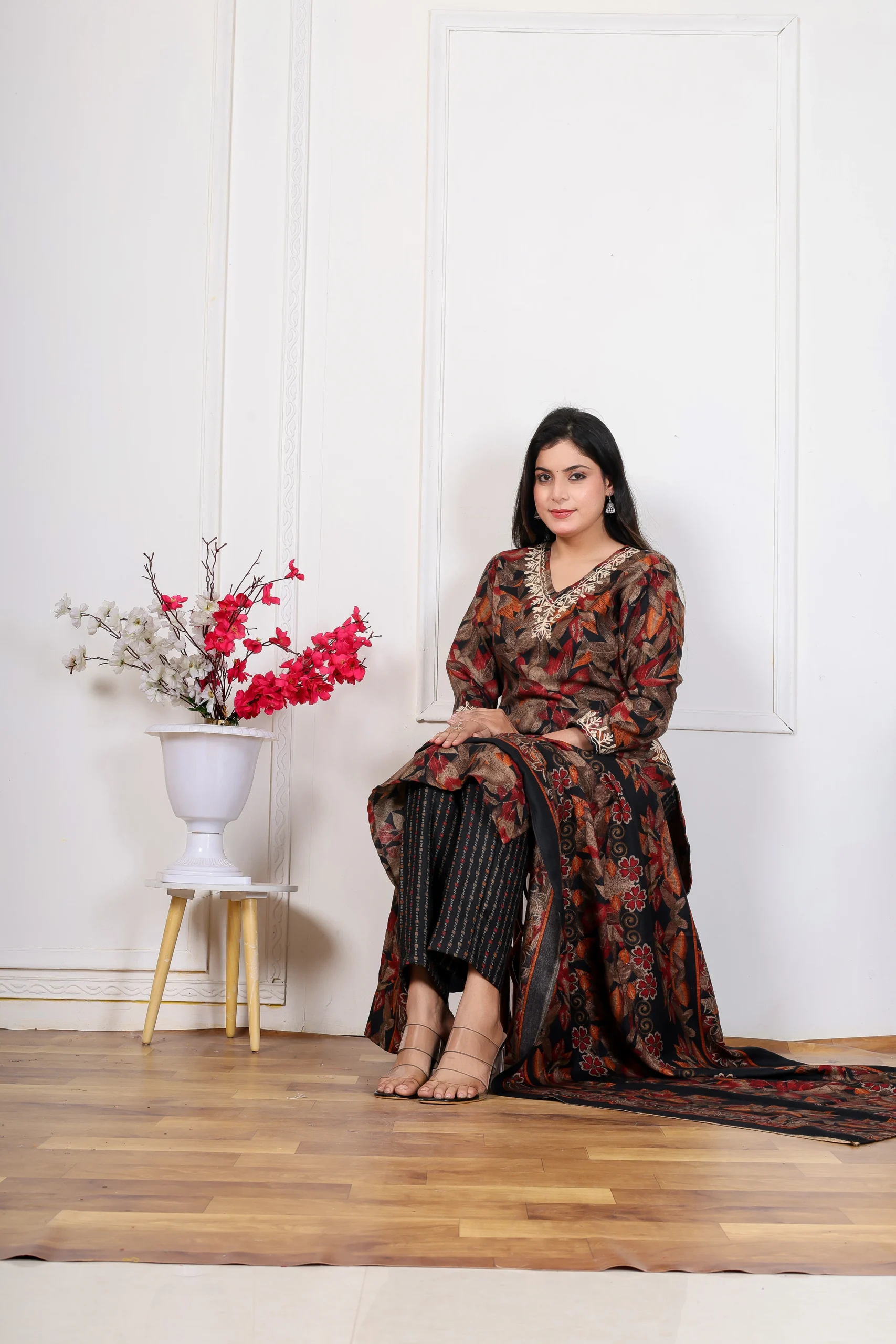 Kurti with Natural Design - Image 7